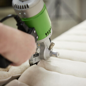 Afsnijden topper matras
